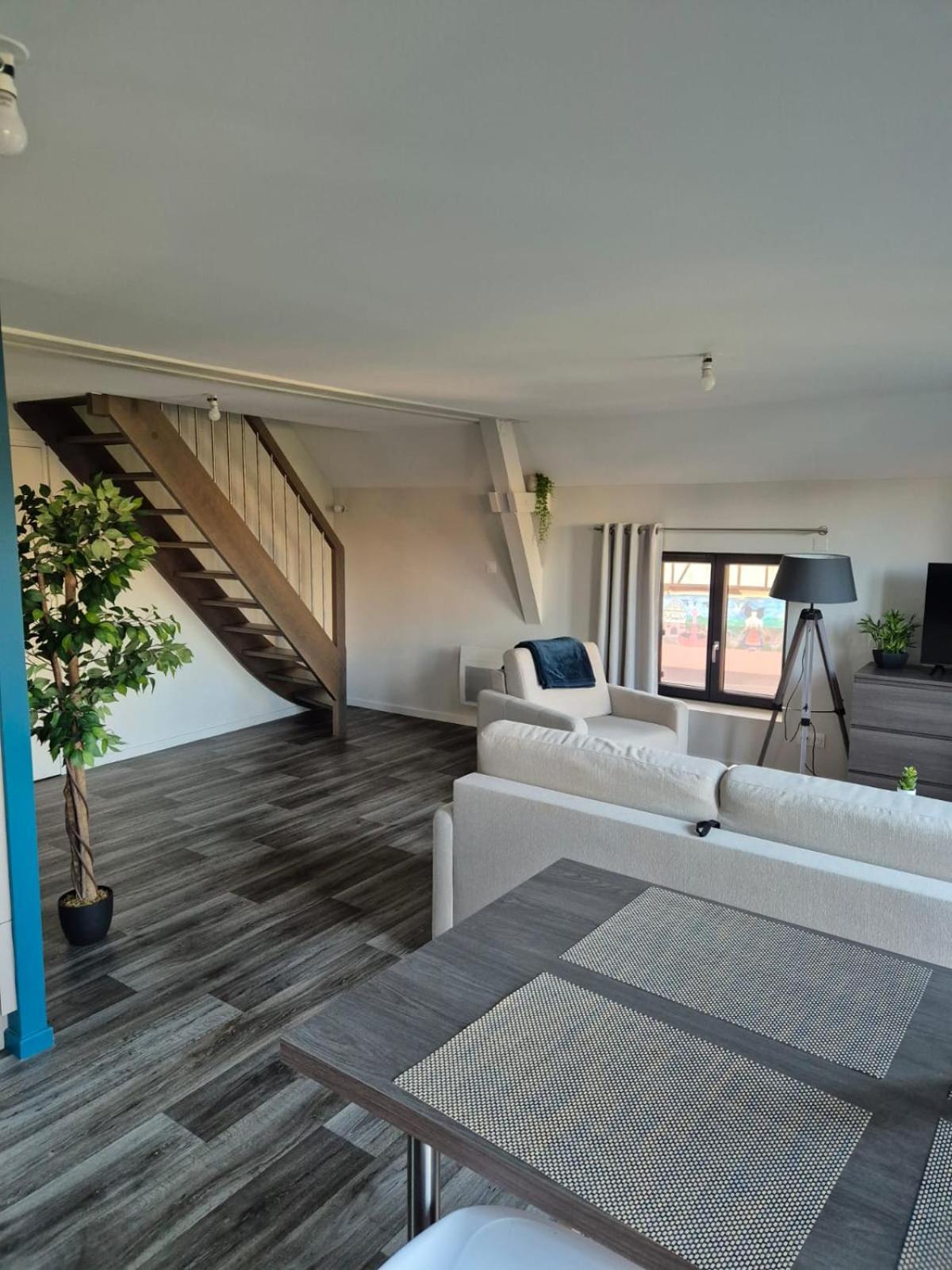 Andolsheim Appartement 2 Pieces Tout Confort, Aux Portes De Colmar מראה חיצוני תמונה